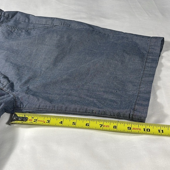 Dockers mens blue basic flat front canvas 10" inseam Bermuda shorts - size 32 - Picture 10 of 11